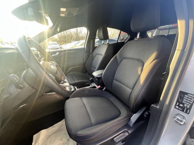 Ford Focus image 7