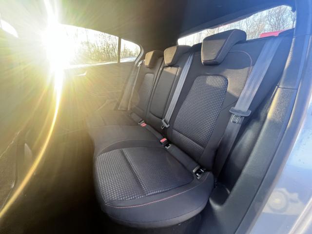 Ford Focus image 5