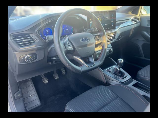 Ford Focus image 8