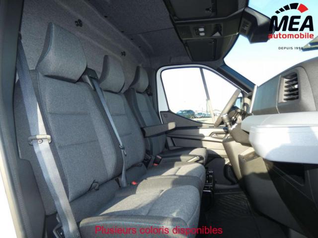 Renault Master image 1