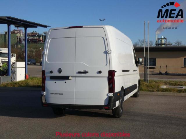Renault Master image 9
