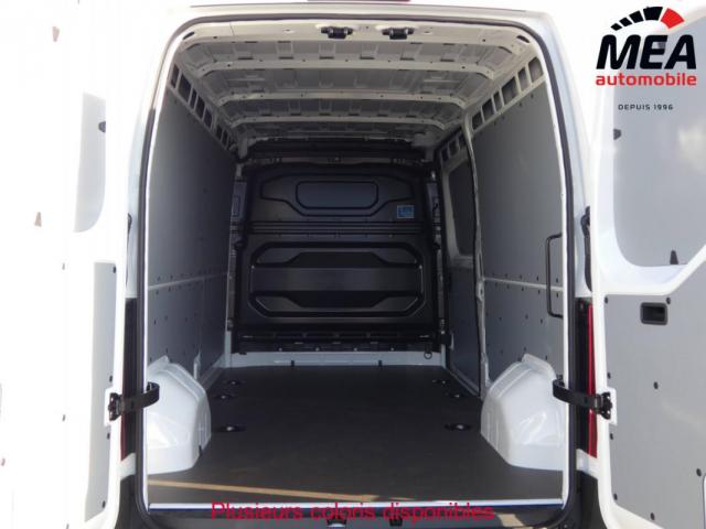 Renault Master image 7