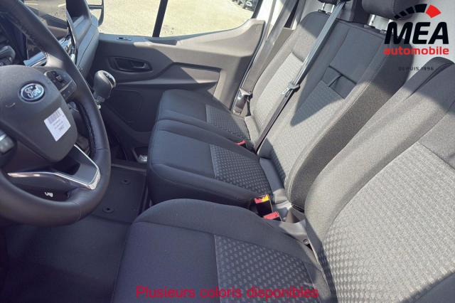 Ford Transit image 5