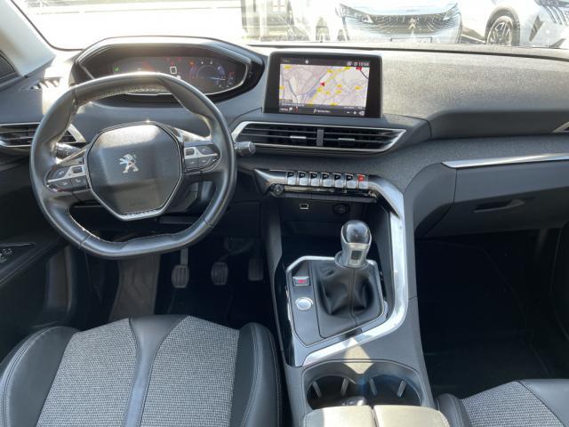 Peugeot 3008 image 1