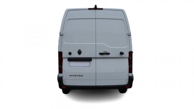 Renault Master image 2