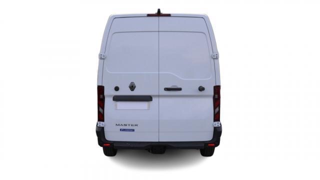 Renault Master image 1