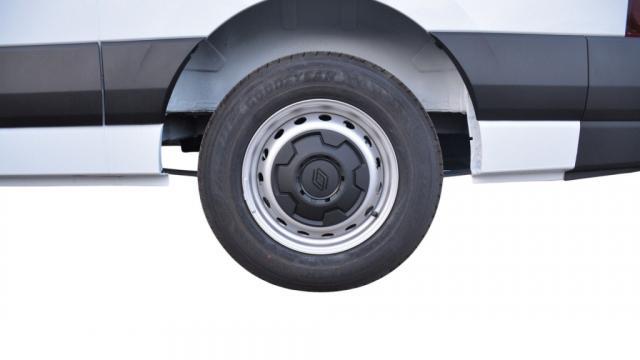 Renault Master image 6