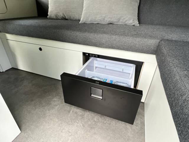 Renault Trafic image 1