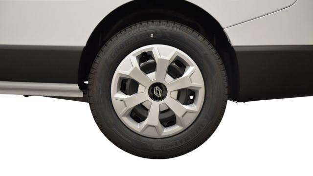 Renault Trafic image 1