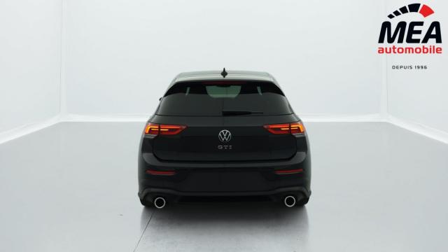 Volkswagen Golf image 7