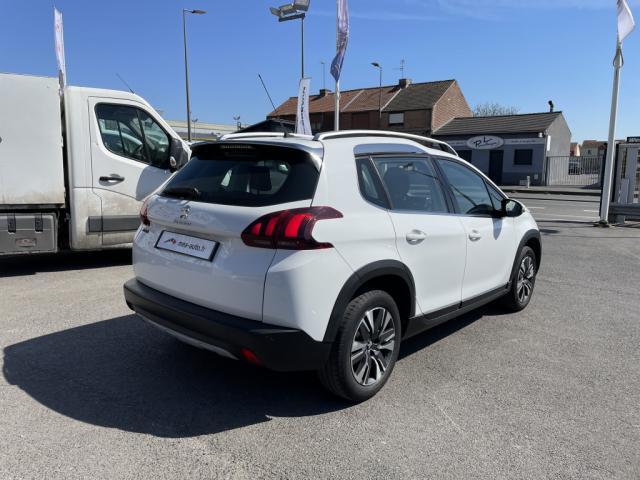 Peugeot 2008 image 4