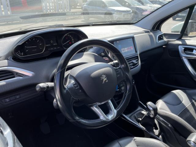 Peugeot 2008 image 6