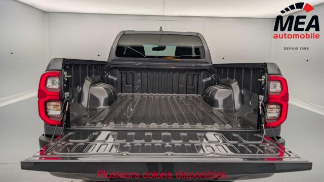 Toyota Hilux image 9