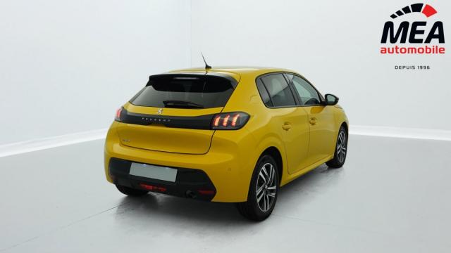 Peugeot 208 image 8