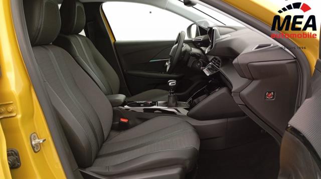 Peugeot 208 image 9