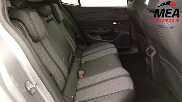 Peugeot 408 image 6