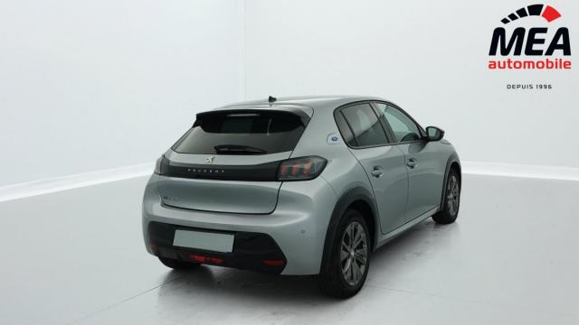 Peugeot 208 image 1