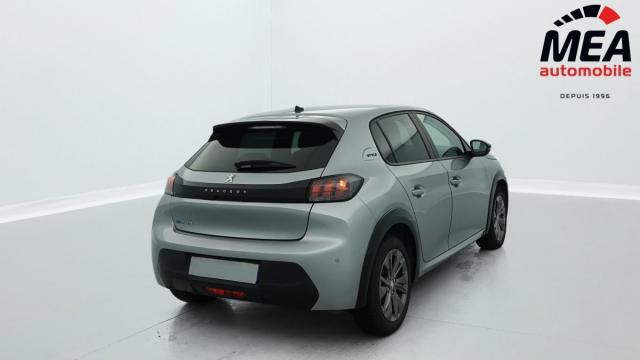 Peugeot 208 image 3
