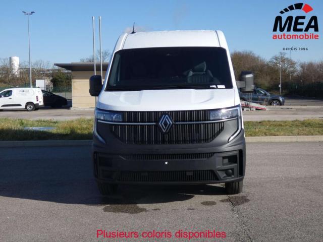 Renault Master image 2