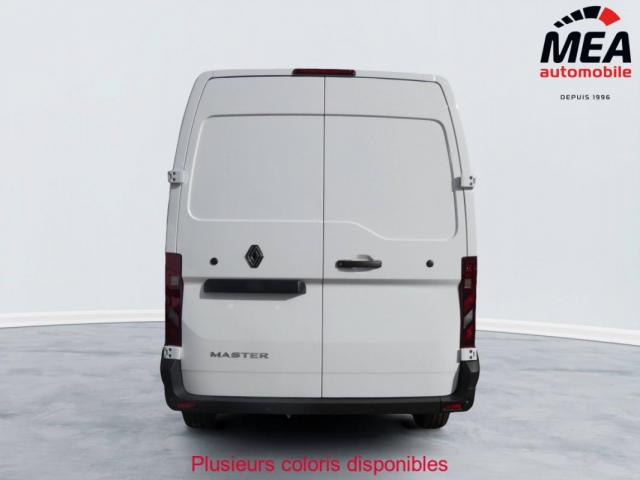 Renault Master image 2