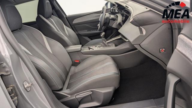 Peugeot 308 image 8