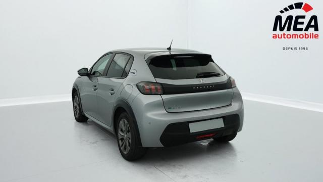Peugeot 208 image 9