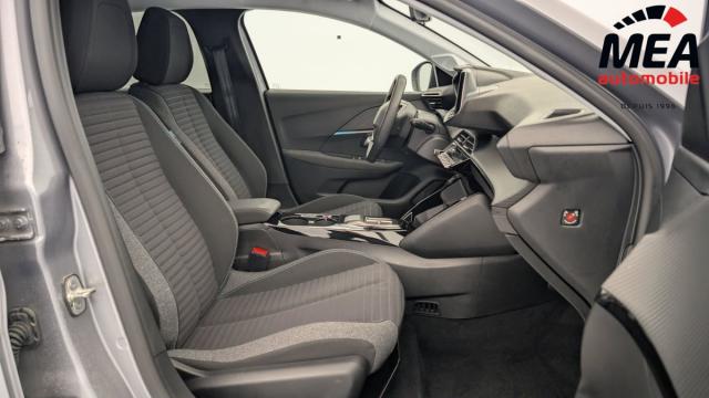 Peugeot 208 image 1