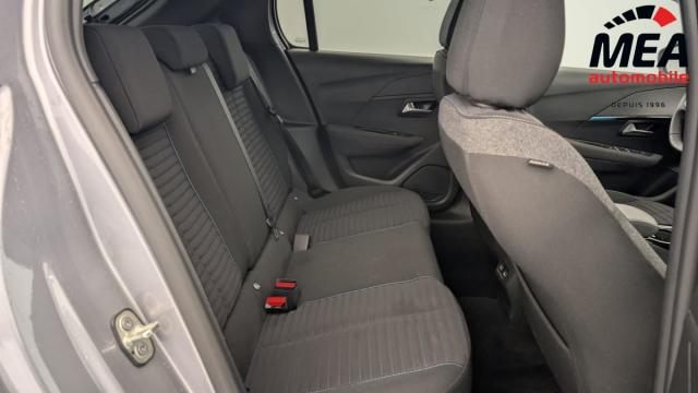 Peugeot 208 image 6