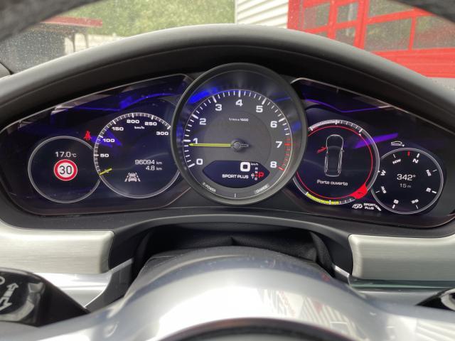 Porsche Panamera image 4