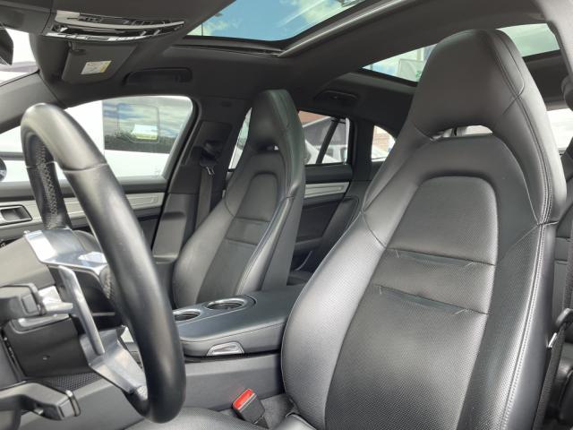 Porsche Panamera image 3