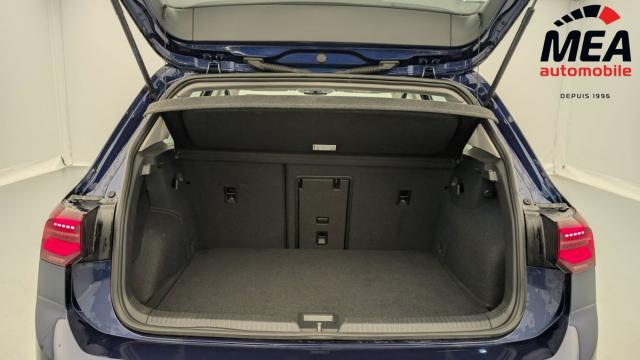 Volkswagen Golf image 8