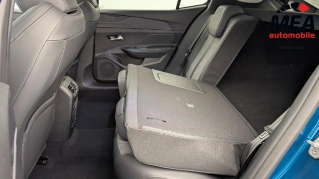 Peugeot 408 image 8