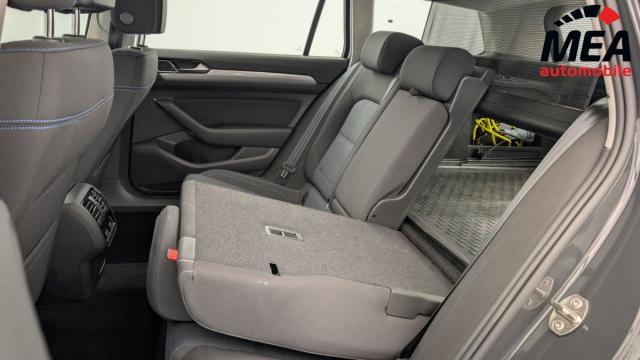 Volkswagen Passat Sw image 5