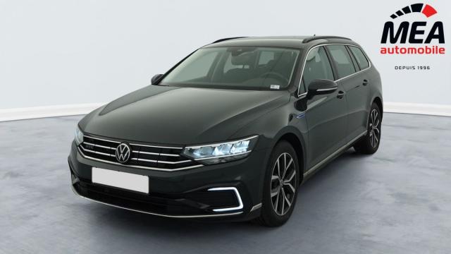 Volkswagen Passat Sw image 2