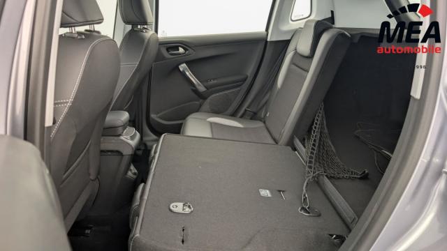 Peugeot 2008 image 8