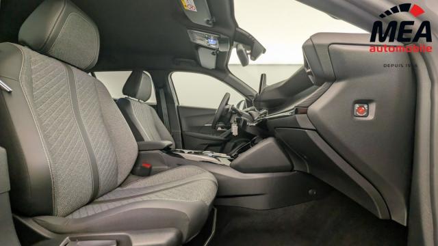 Peugeot 2008 image 8