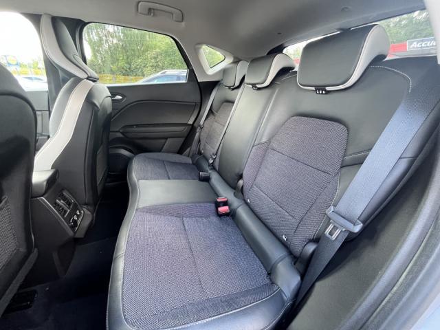 Renault Captur image 6