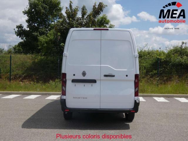 Renault Master image 9