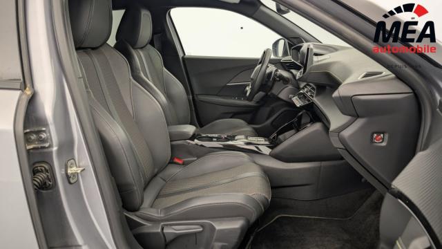 Peugeot 2008 image 9