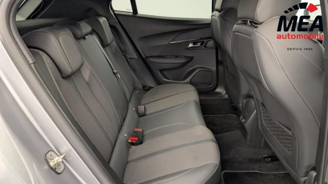 Peugeot 2008 image 1