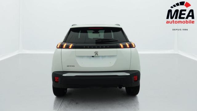 Peugeot 2008 image 2