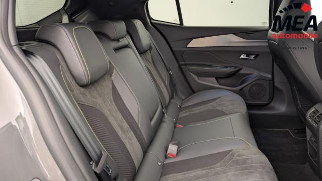 Peugeot 408 image 9