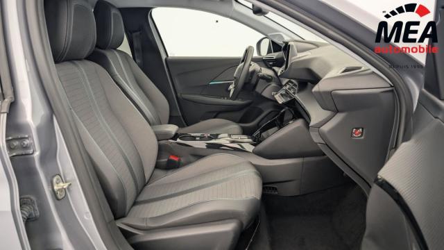 Peugeot 208 image 2