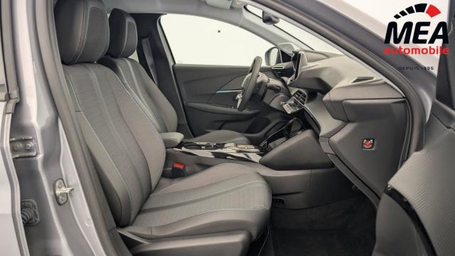 Peugeot 208 image 2