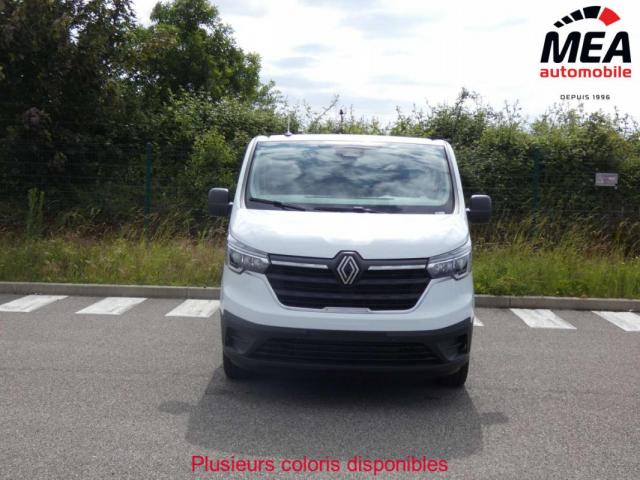 Renault Trafic image 9
