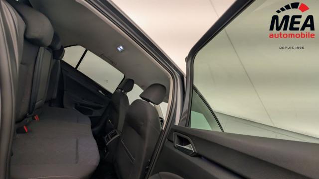 Volkswagen Golf image 1