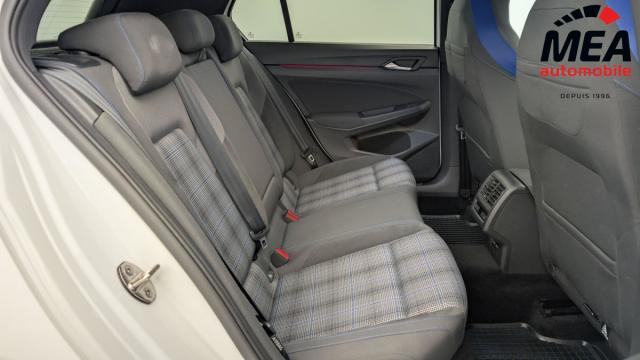 Volkswagen Golf image 2