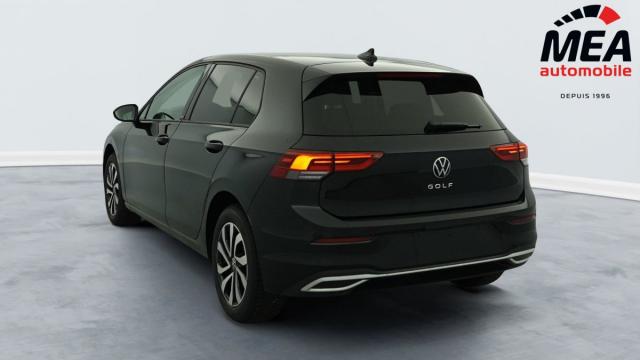 Volkswagen Golf image 5