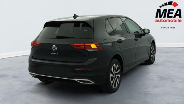 Volkswagen Golf image 8