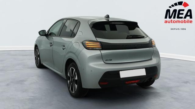 Peugeot 208 image 8